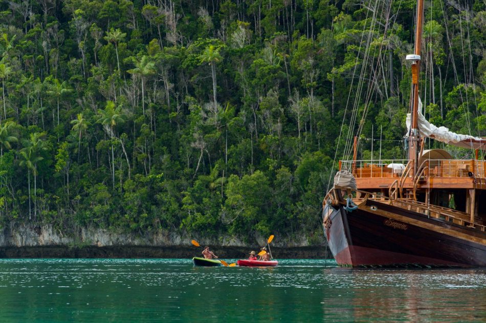 Sequoia Yacht Raja Ampat – Kapasitas 6 Orang