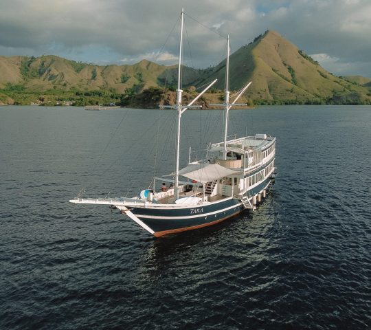 Tara Liveaboard Boat Labuan Bajo Tara Liveaboard Boat Labuan Bajo